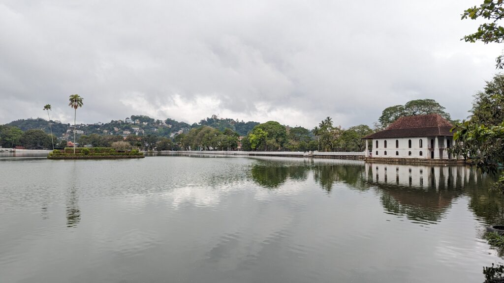 Kandy Lake